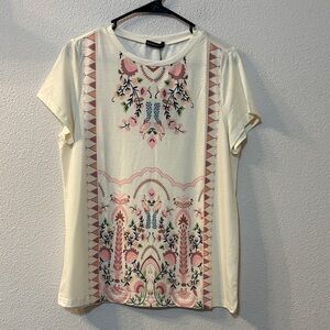 NWT Just Fashion Now Floral Embroidered Cream Top